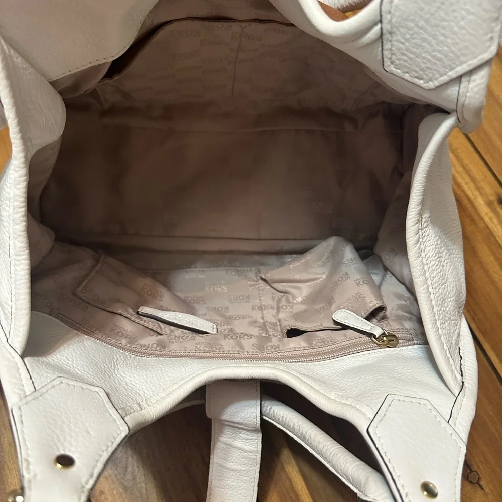 Michael Kors Brown and Cream Shoulder Bag